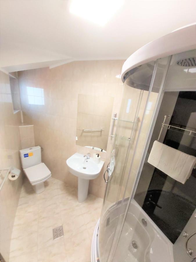 Camere De Inchiriat Baltenii De Sus Bagian luar foto